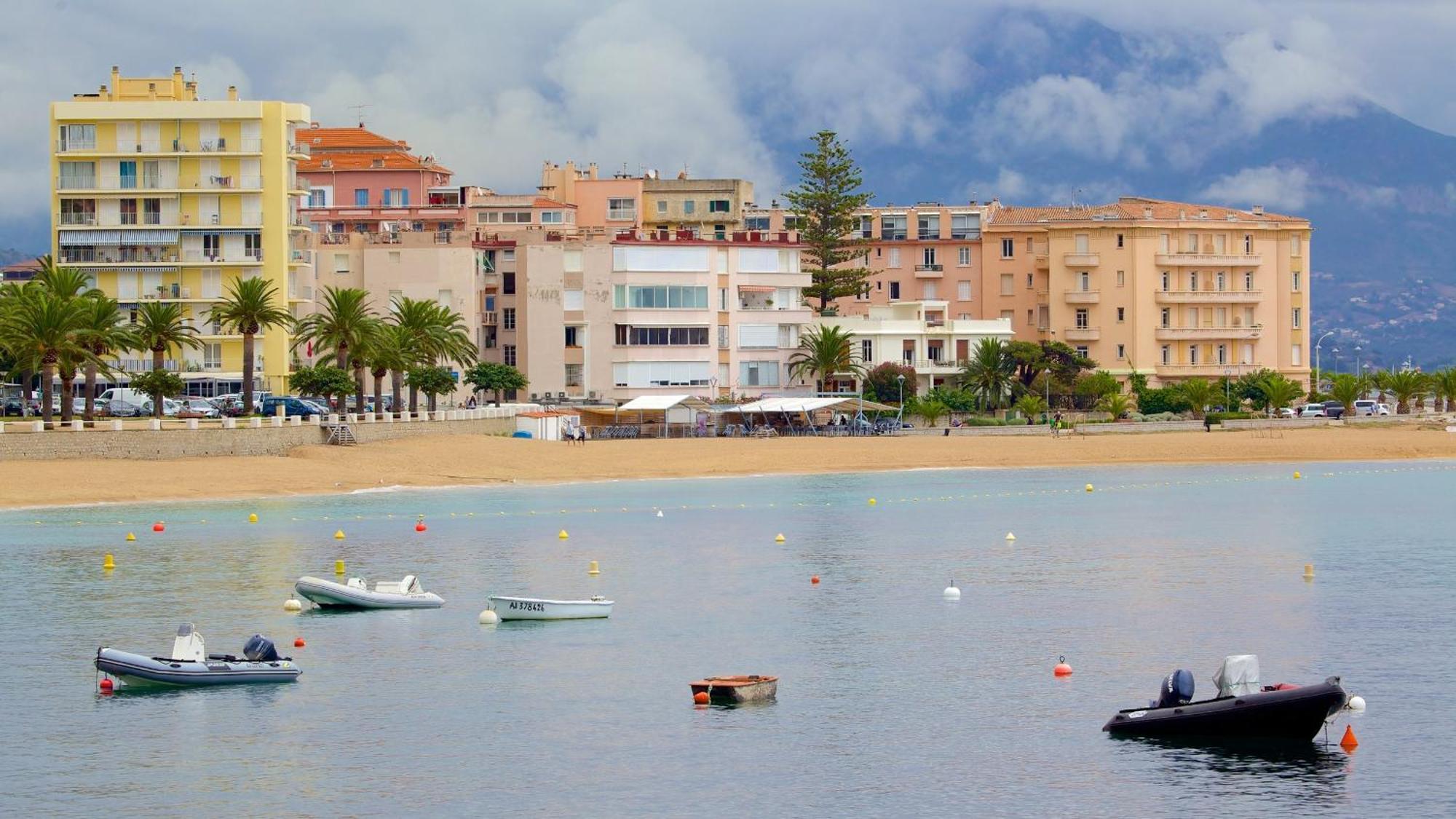 Beau Studio Proche Centre Ville Et Plage Ajaccio  Exterior photo